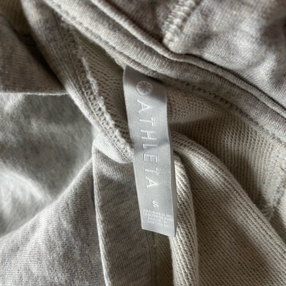 Athleta Women’s Moonrise Split Back Hoodie in Grey - Picture 4 of 7